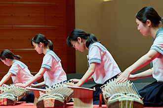 明浄学院高等学校「花筏」